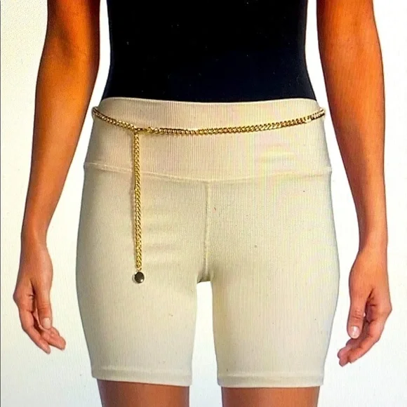 SALE WEWOREWHAT Chain Bike Short Sz M NWT - Picture 1 of 4